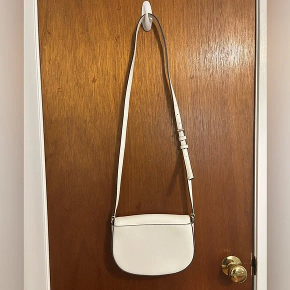 Kate Spade Reiley Raffia Crossbody Purse - Picture 2 of 7